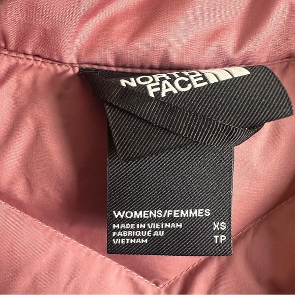 The North Face 550 Vest XS Pink Puffer Warm Full Zip - Picture 3 of 4